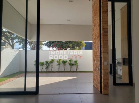 329e1216-1a4f-419f-bcd6-44ad0dc2d5a4